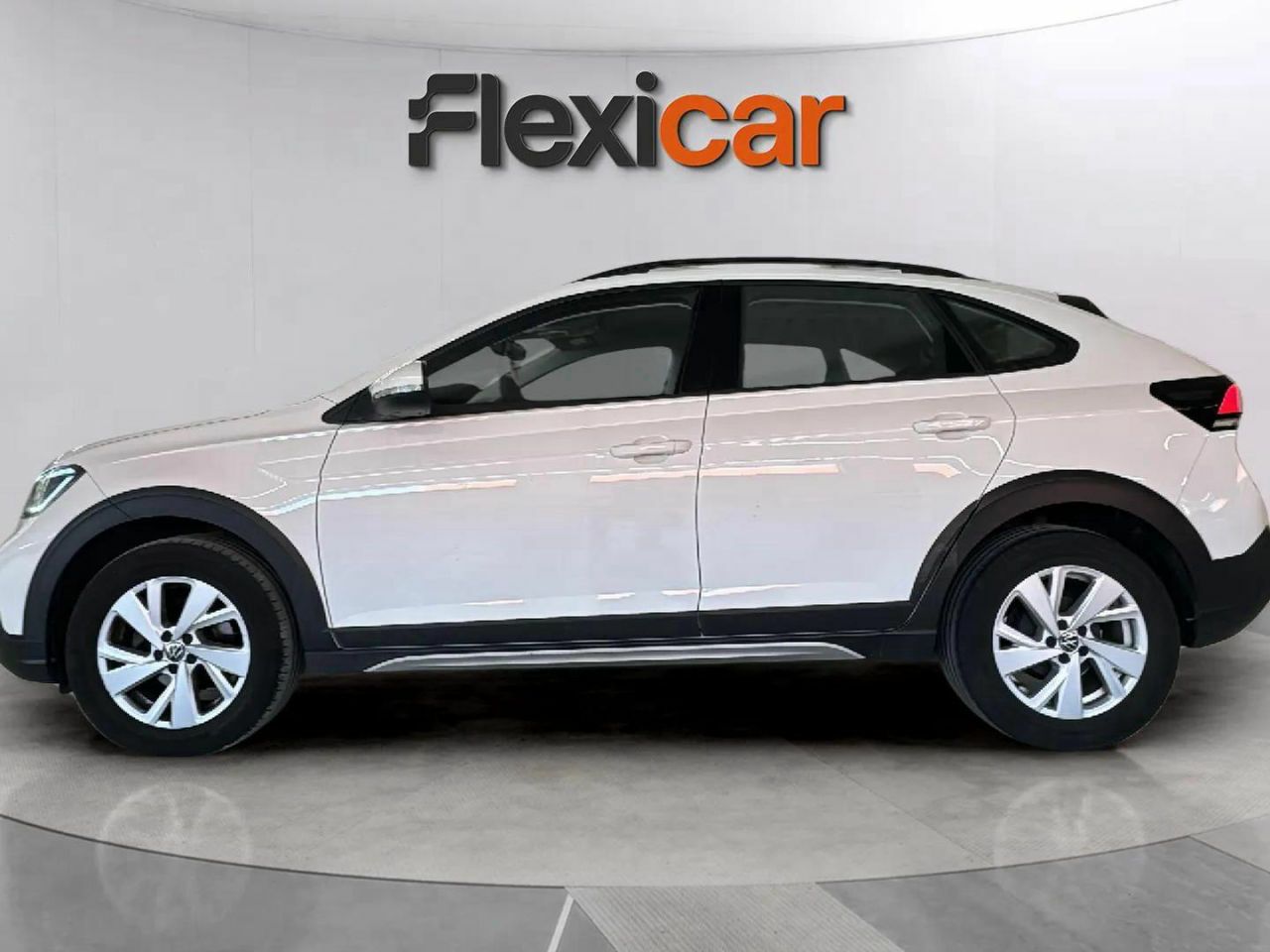 volkswagen taigo 2022 / foto grande (3)