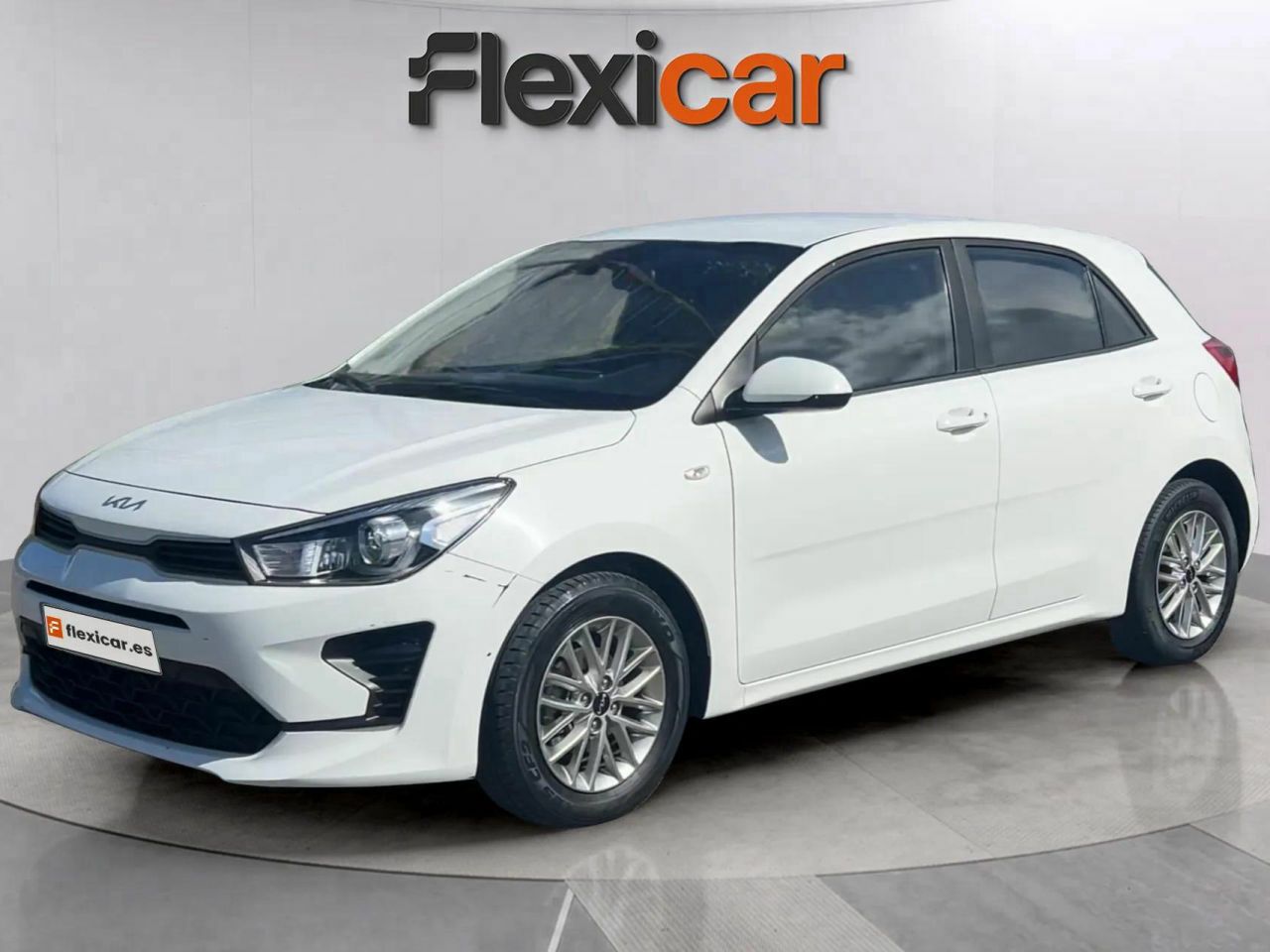 kia rio 2022 / foto grande (3)