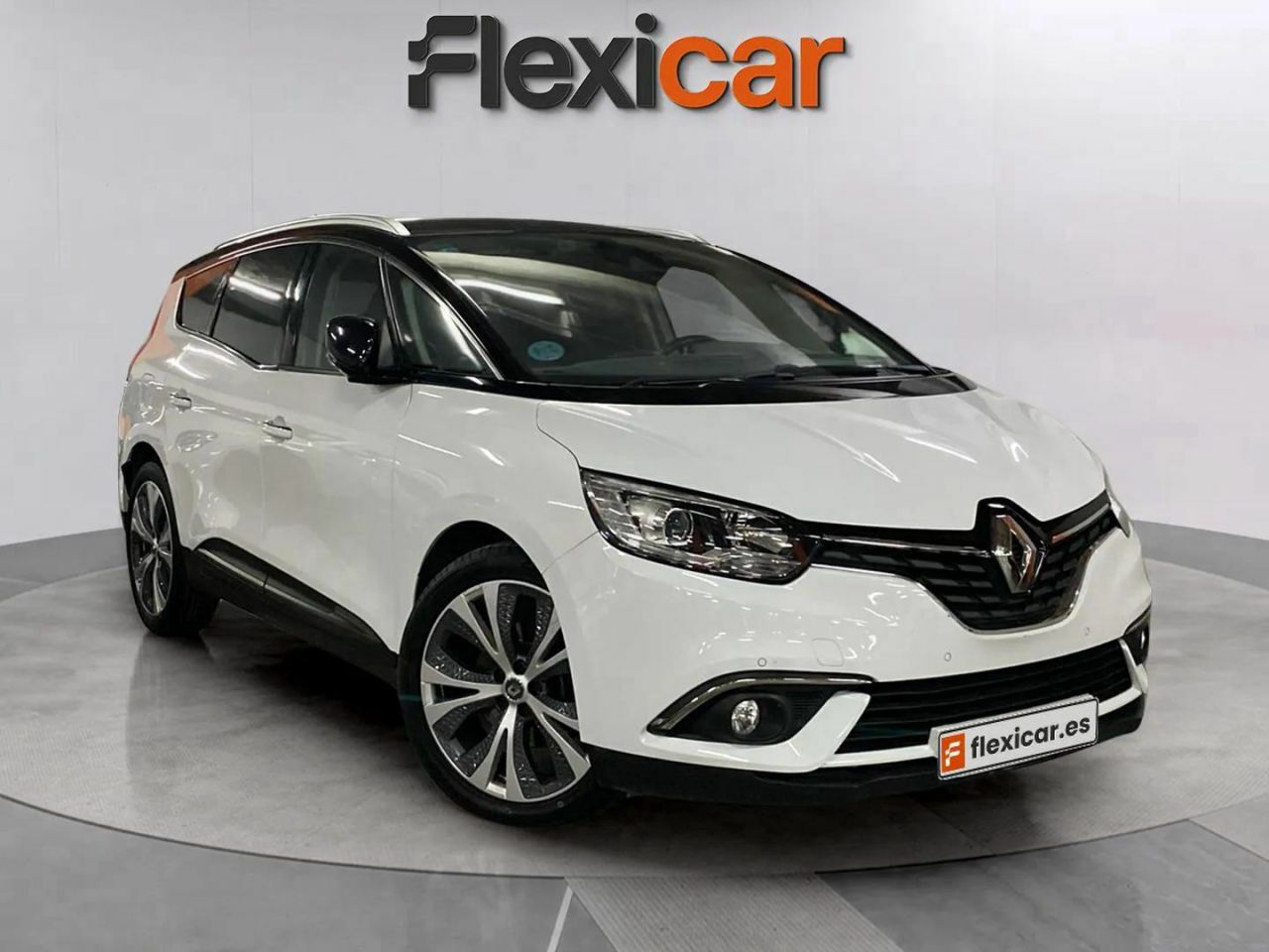 Renault kangoo con cambio manual  de segunda mano - renault grand scénic 2017 /