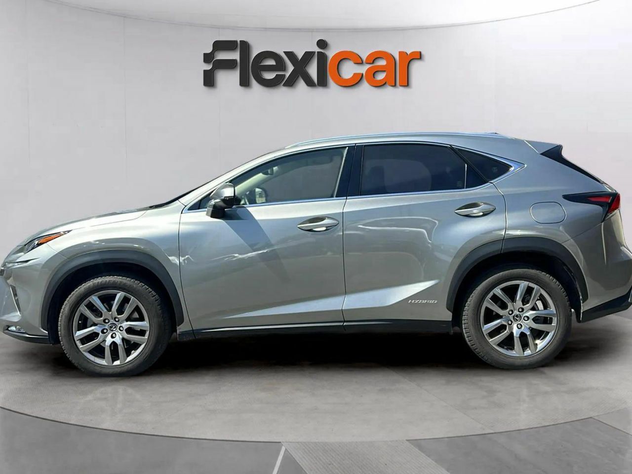 lexus nx 2020 / foto grande (3)