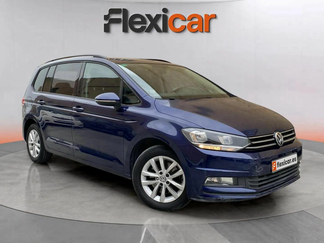 Foto volkswagen touran 2017 /