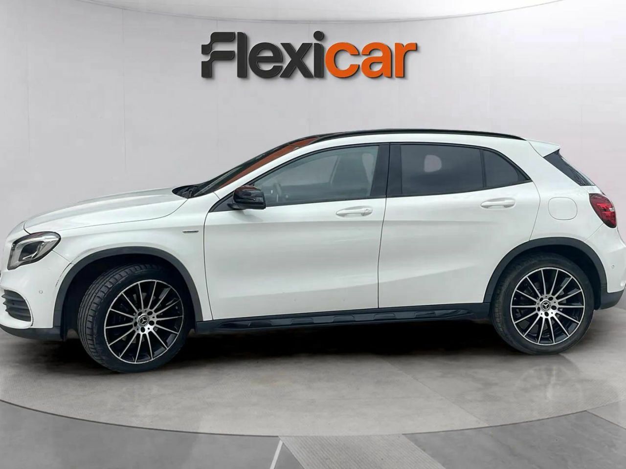 mercedes gla 2017 / foto grande (3)