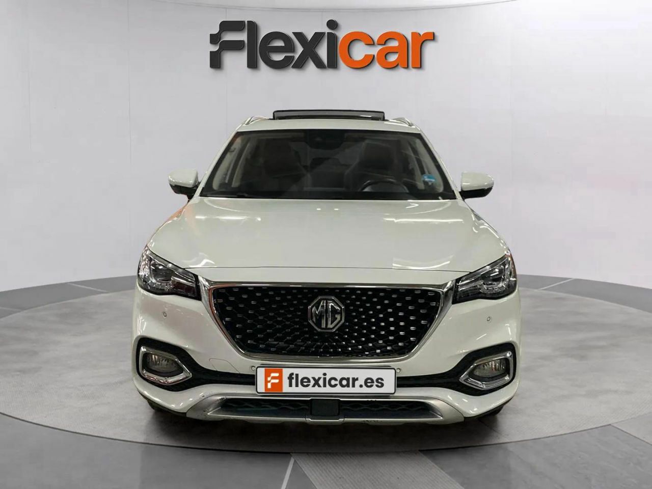 mg hs 2025 / foto grande (3)