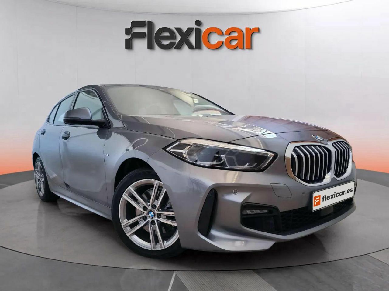 Foto bmw serie 1 2023 /