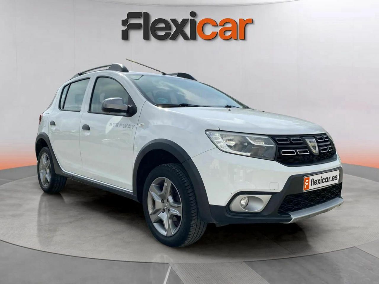 Dacia logan 90cv  de segunda mano - dacia sandero 2018 /
