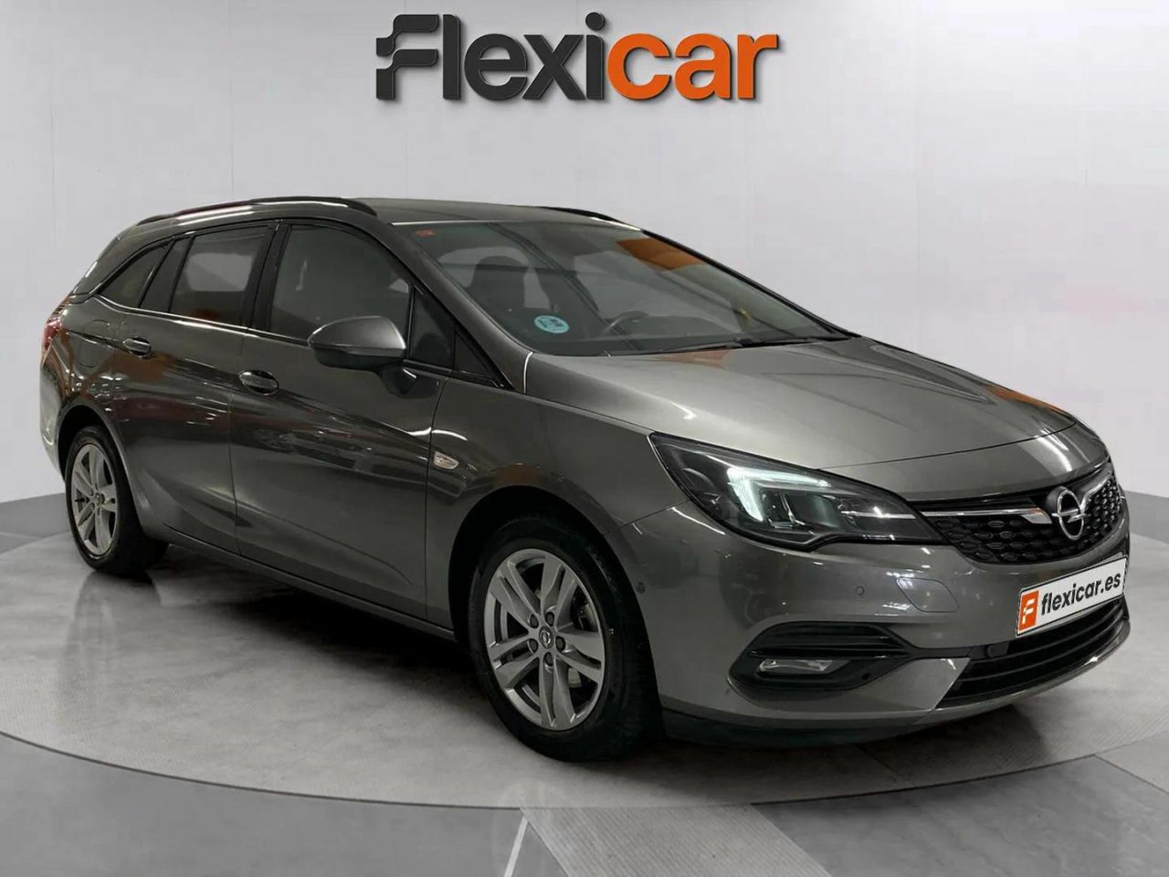 Foto opel astra 2020 /