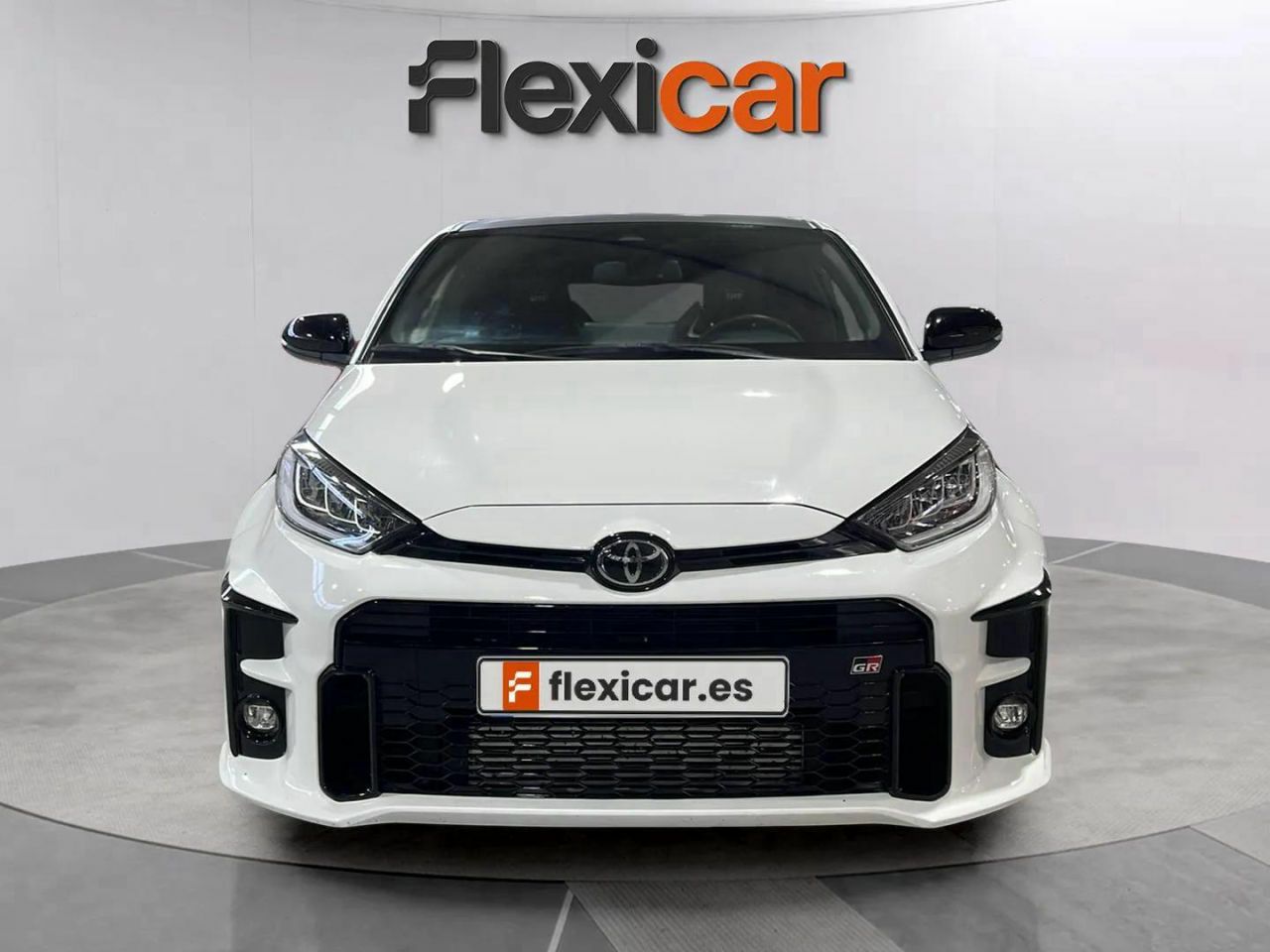 toyota yaris 2022 / foto grande (2)