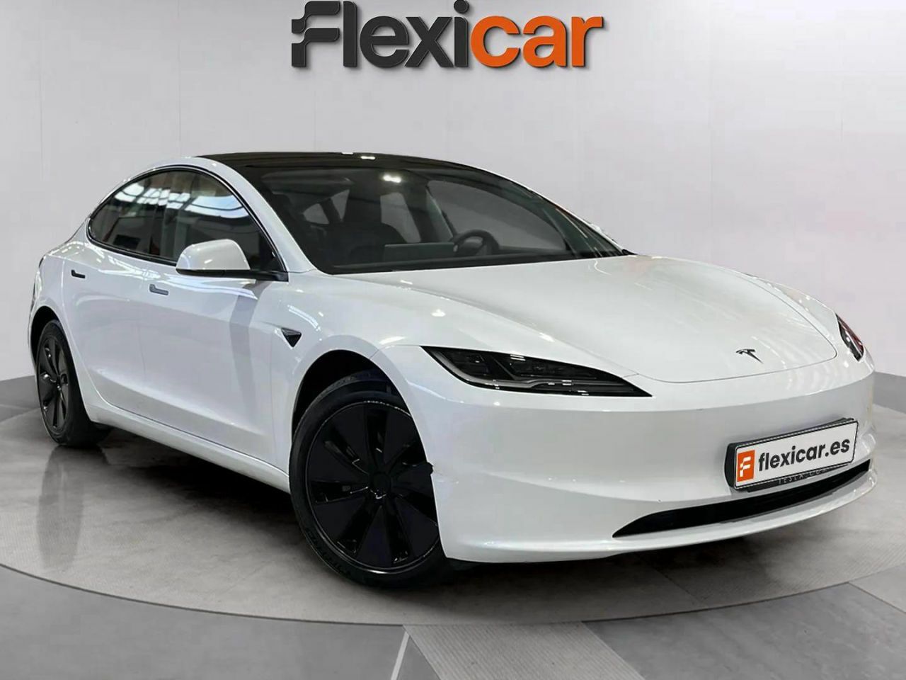 Foto tesla model 3 2023 /