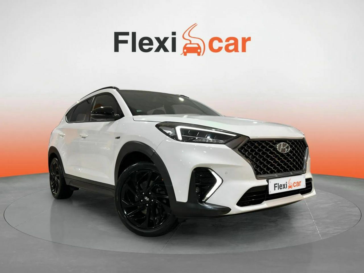 Hyundai kona 2024 color blanco  de segunda mano - hyundai tucson 2019 /