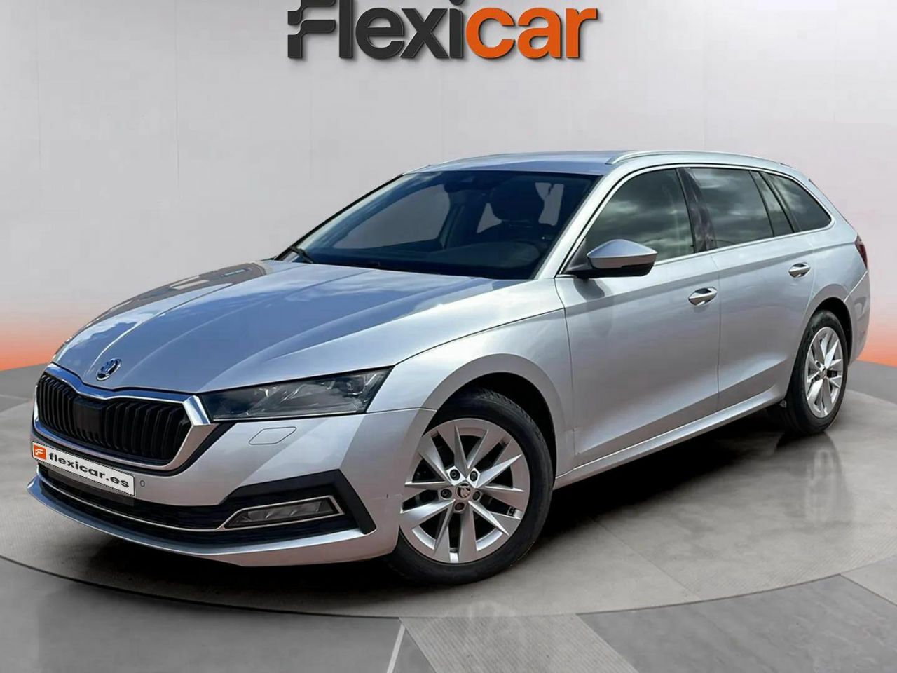 skoda octavia 2021 / foto grande (3)
