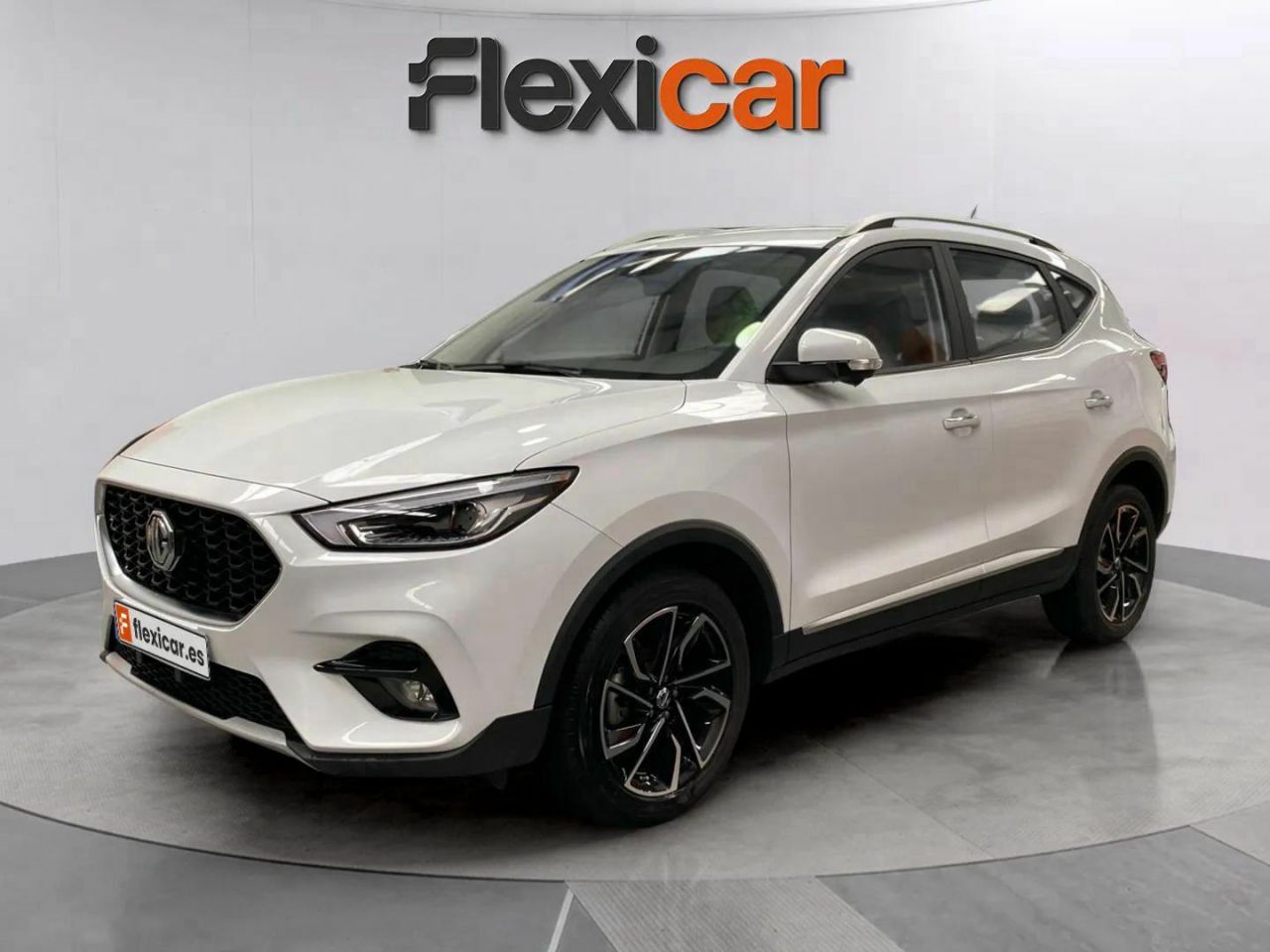mg zs 2023 / foto grande (3)