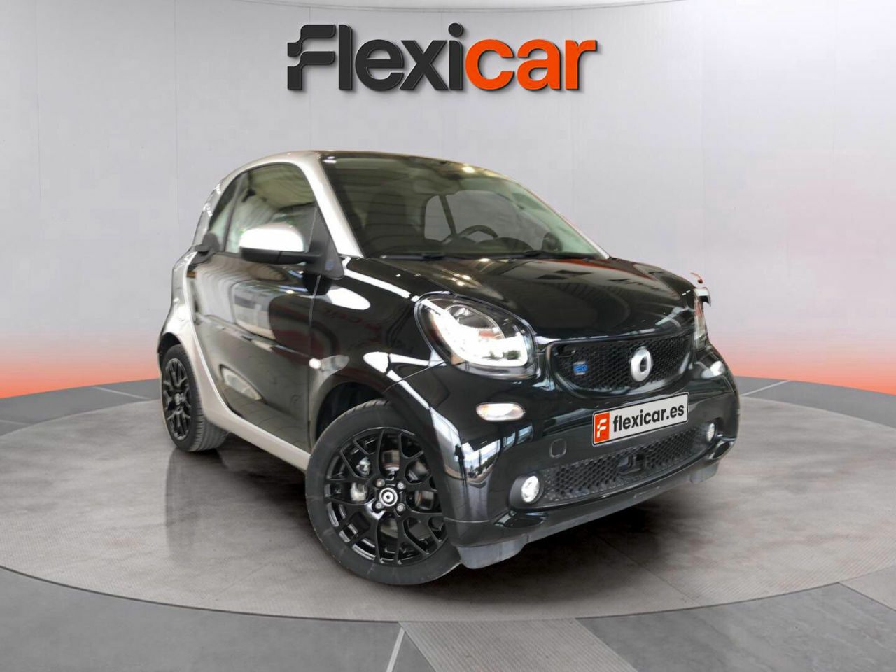 Foto smart fortwo 2019 /