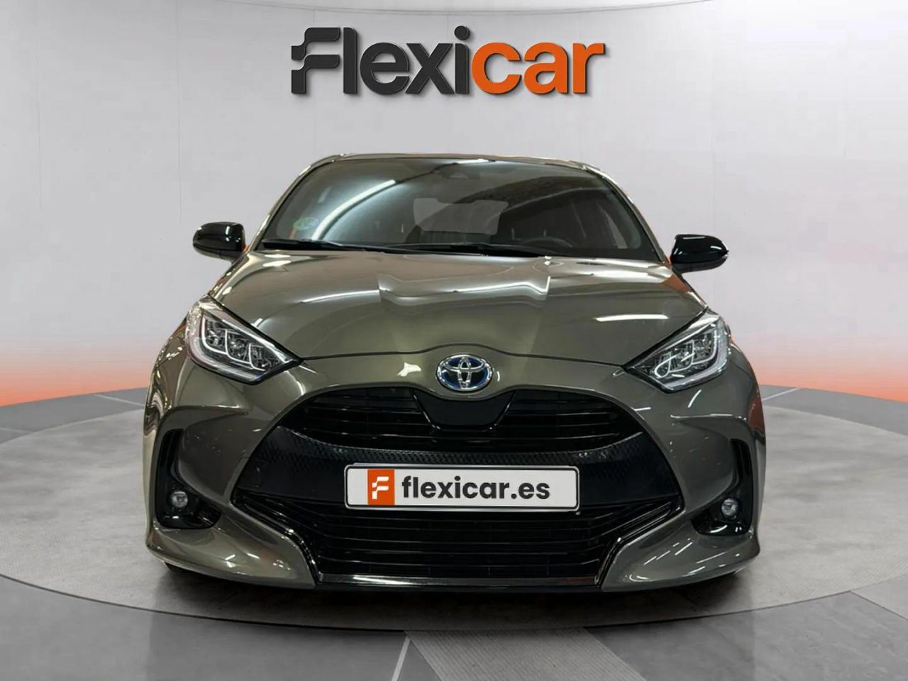 toyota yaris 2021 / foto grande (2)