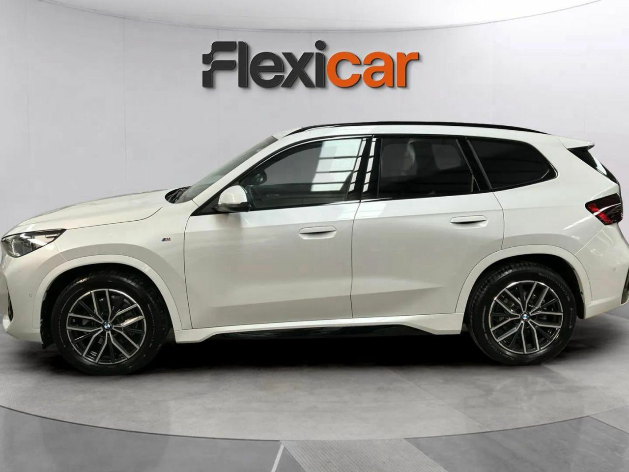 bmw x1 2024 / foto grande (3)