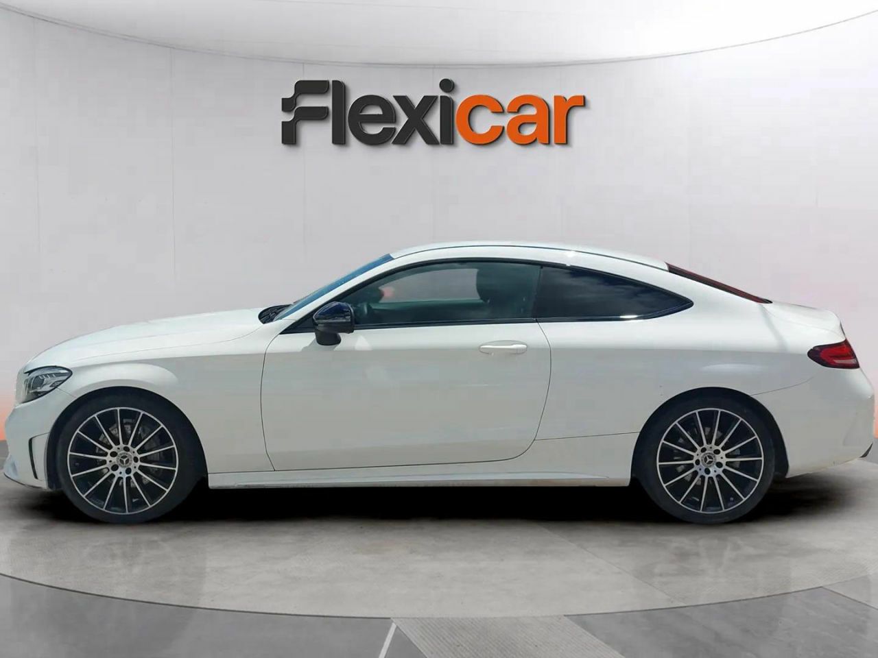 mercedes clase c 2019 / foto grande (2)