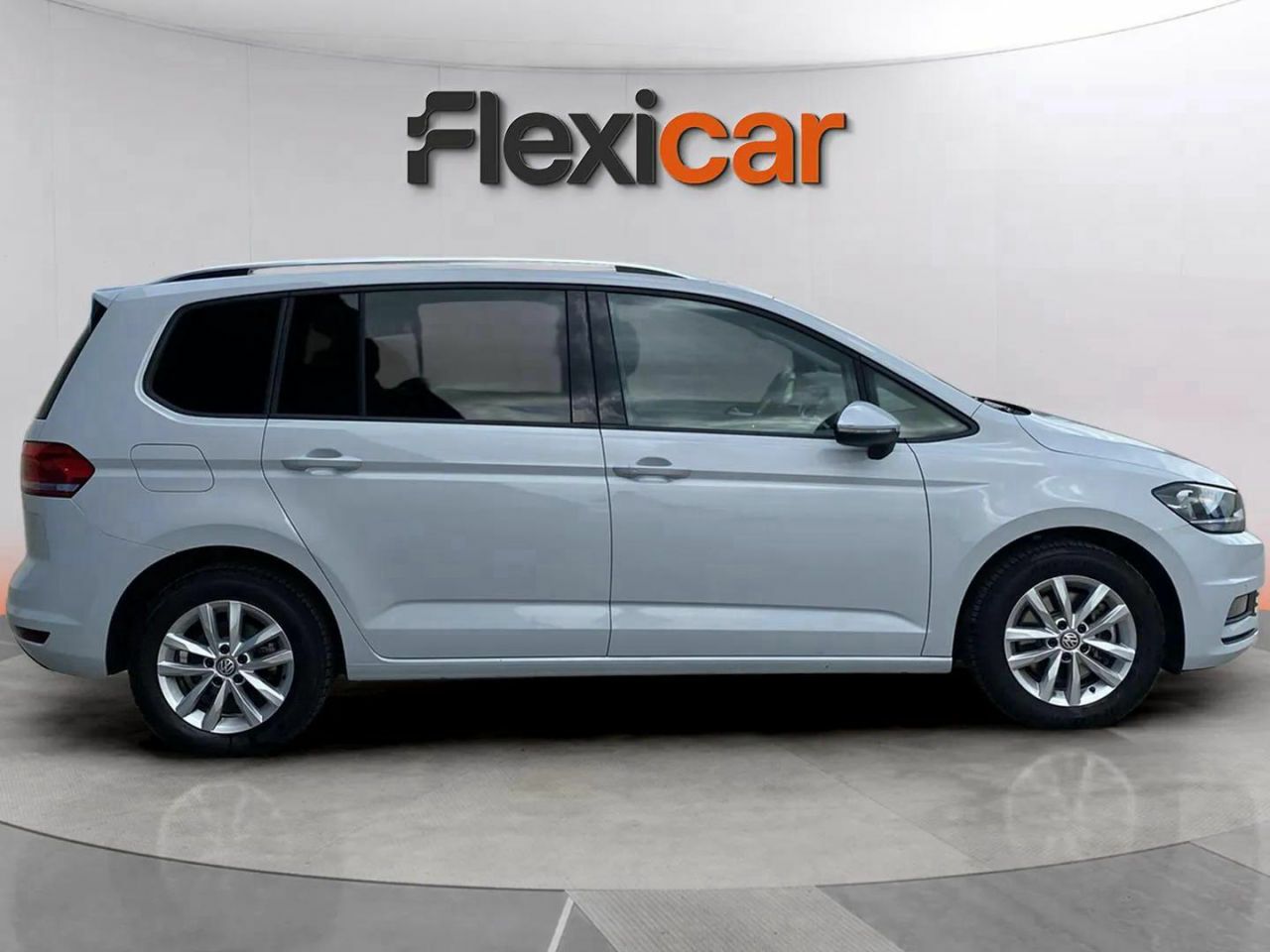 volkswagen touran 2018 / foto grande (3)