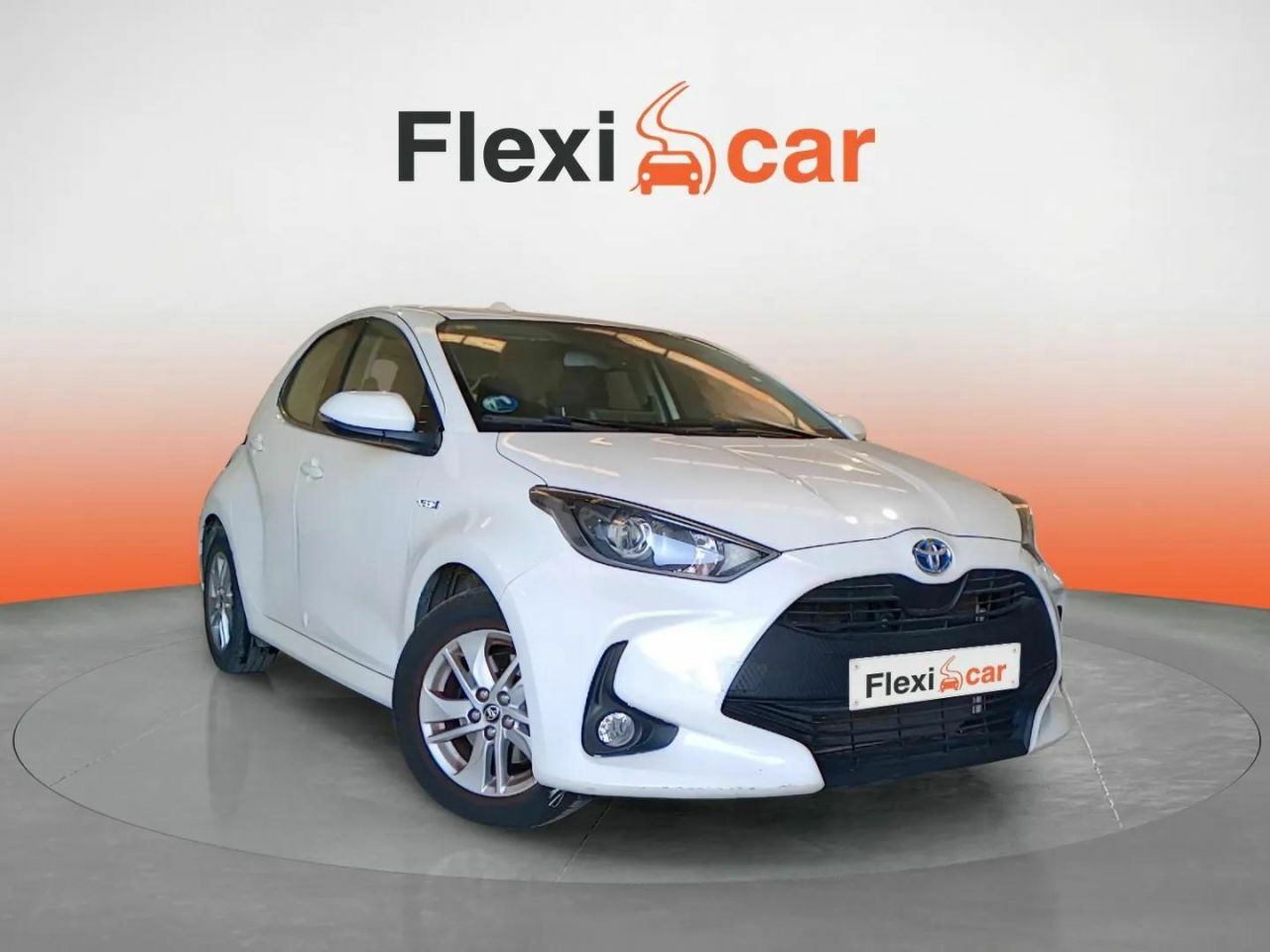 Foto toyota yaris 2020 /