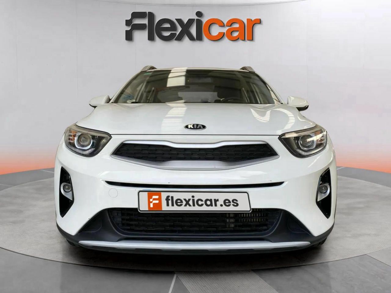 kia stonic 2019 / foto grande (2)