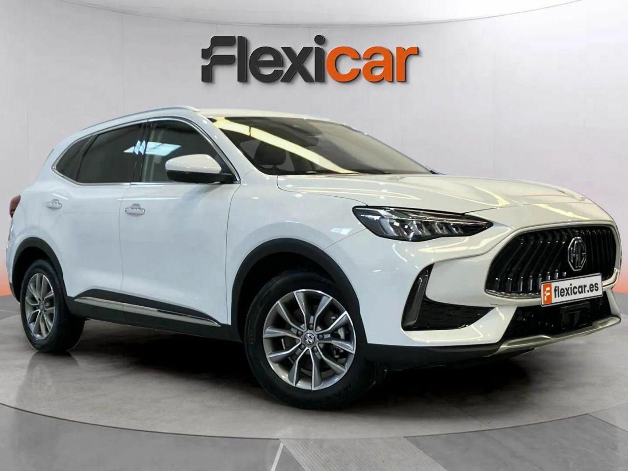 Coche 5 plazas  de segunda mano - mg hs 2024 /