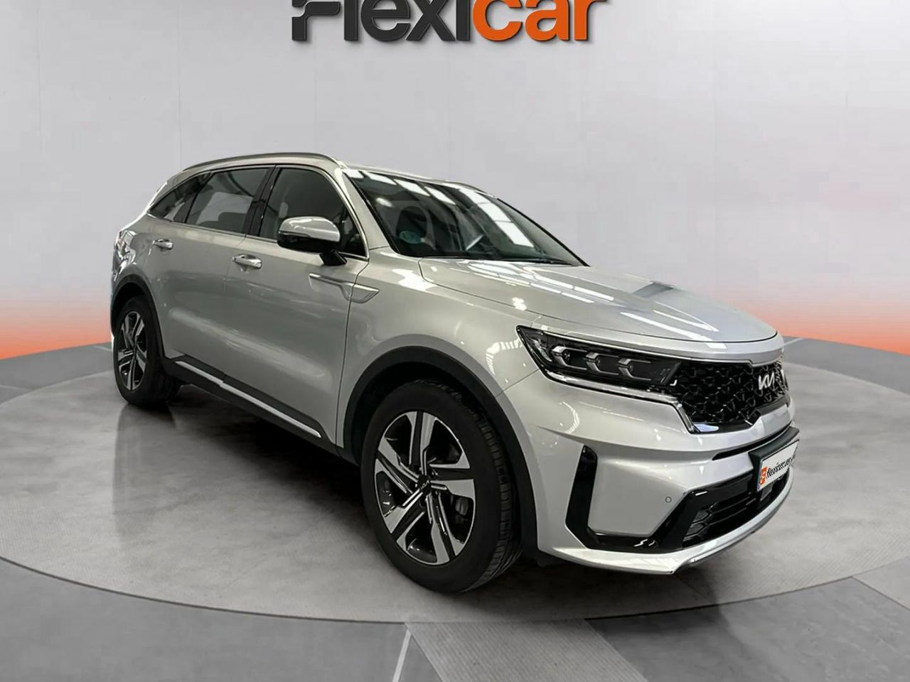 Kia rio blanco 5 puertas  de segunda mano - kia sorento 2023 /