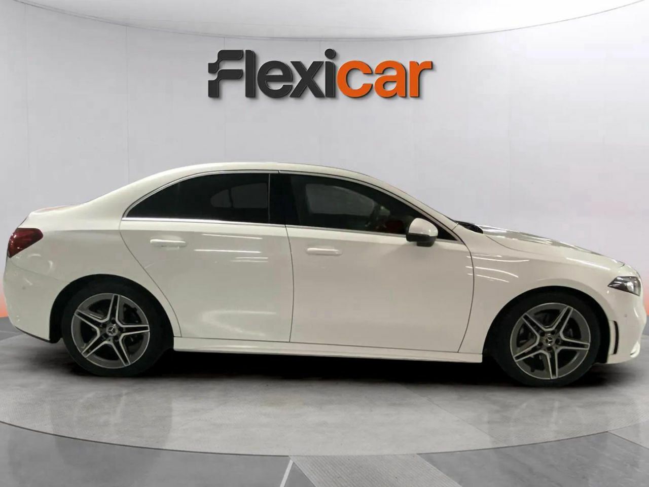 mercedes clase a 2019 / foto grande (3)