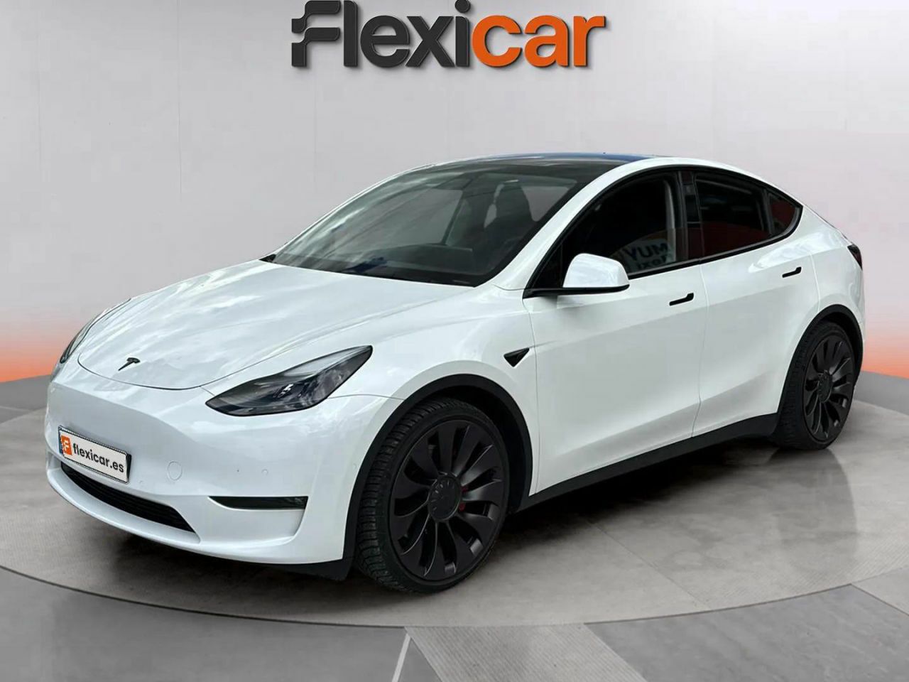 tesla model y 2025 / foto grande (3)
