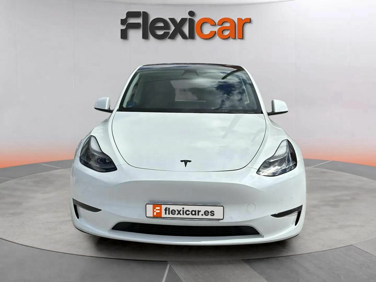 tesla model y 2025 / foto grande (2)