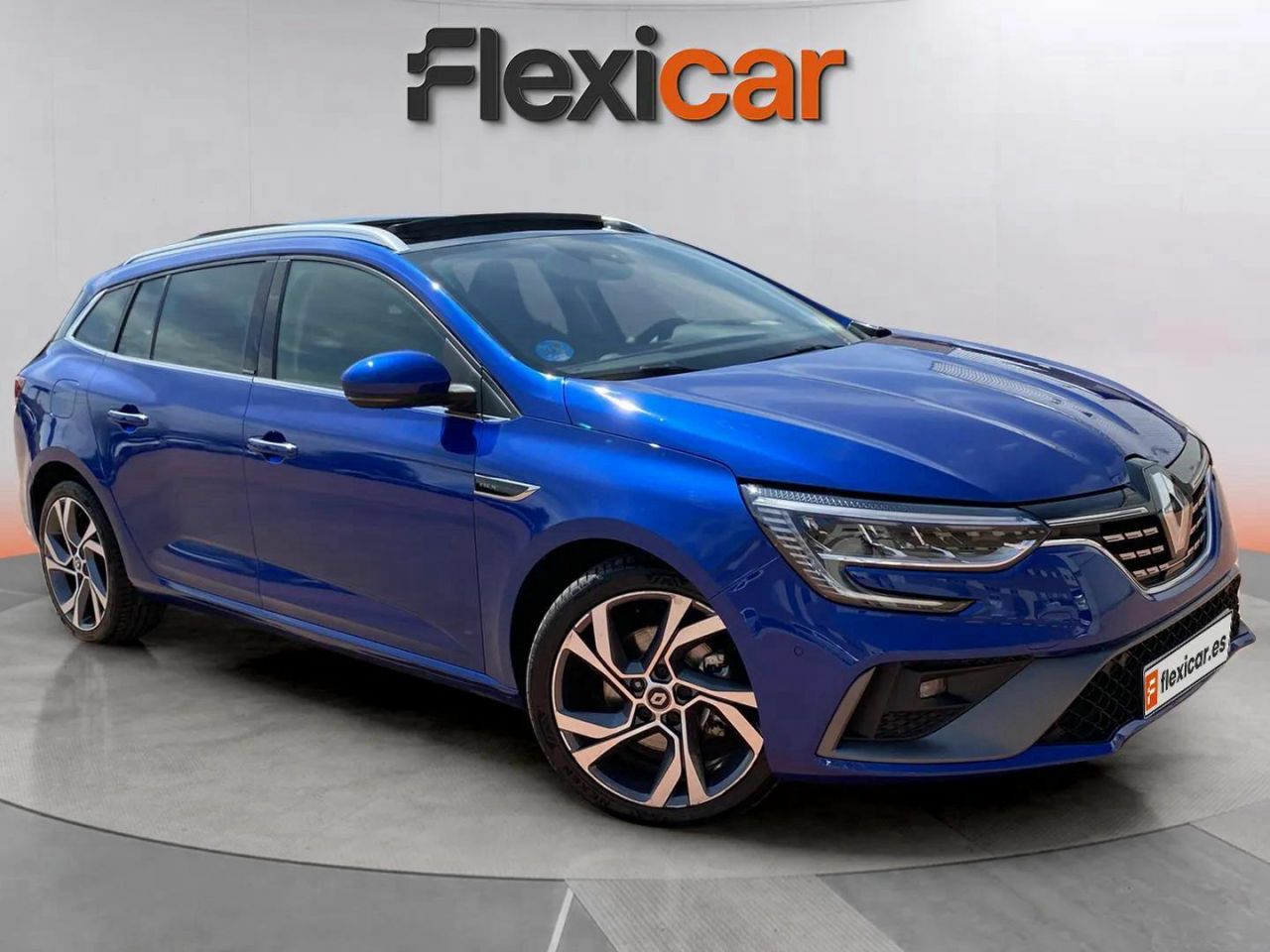 Renault clio cambio de nombre  de segunda mano - renault megane 2021 /