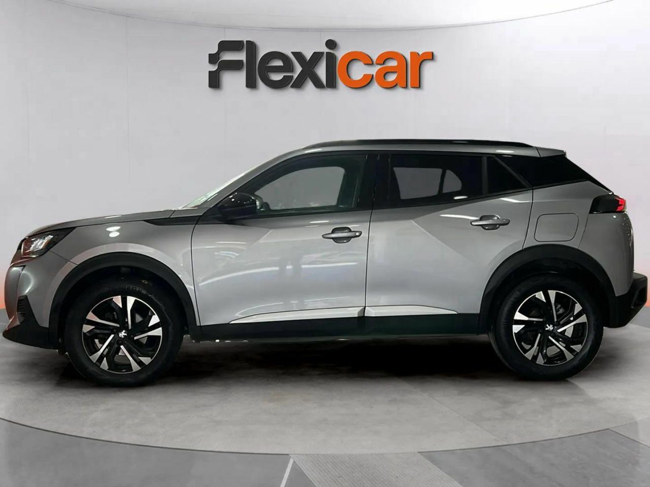 peugeot 2008 2023 / foto grande (3)