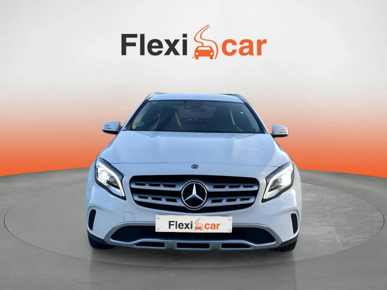 mercedes gla 2018 / foto grande (2)