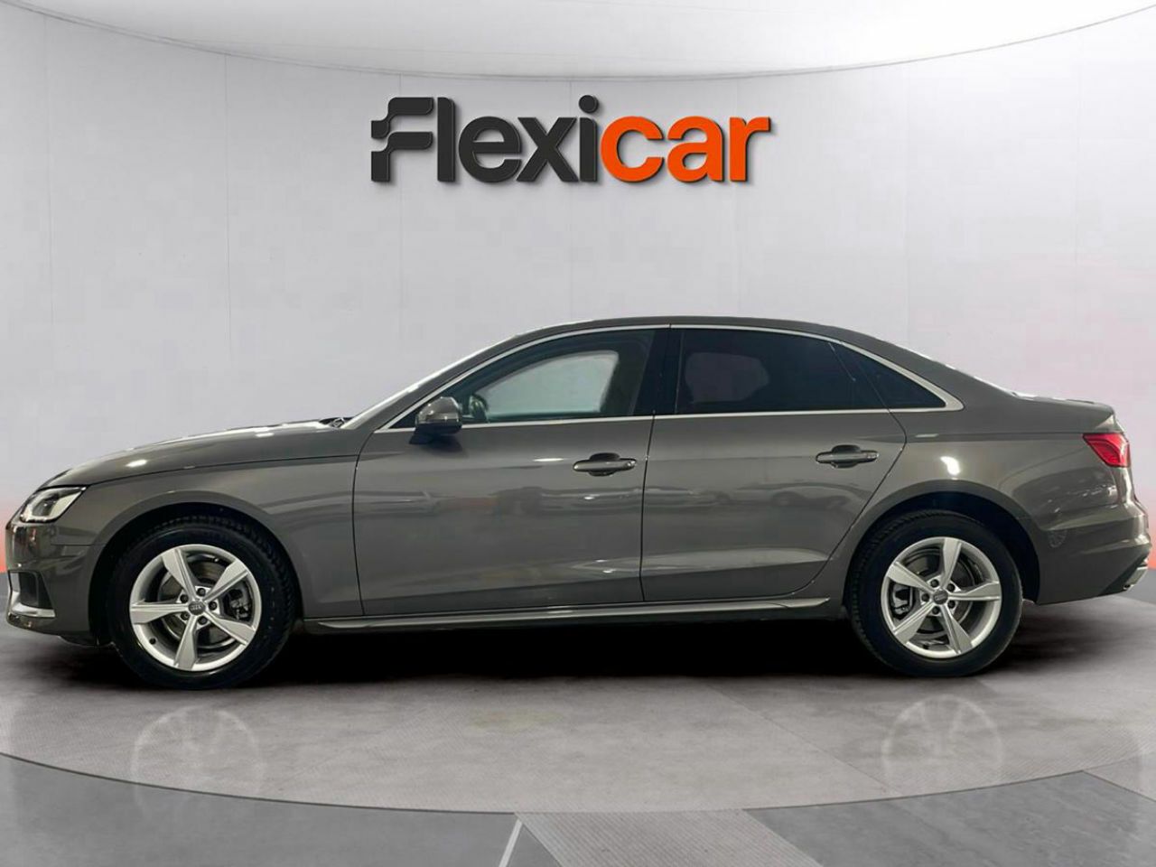 audi a4 2021 / foto grande (3)