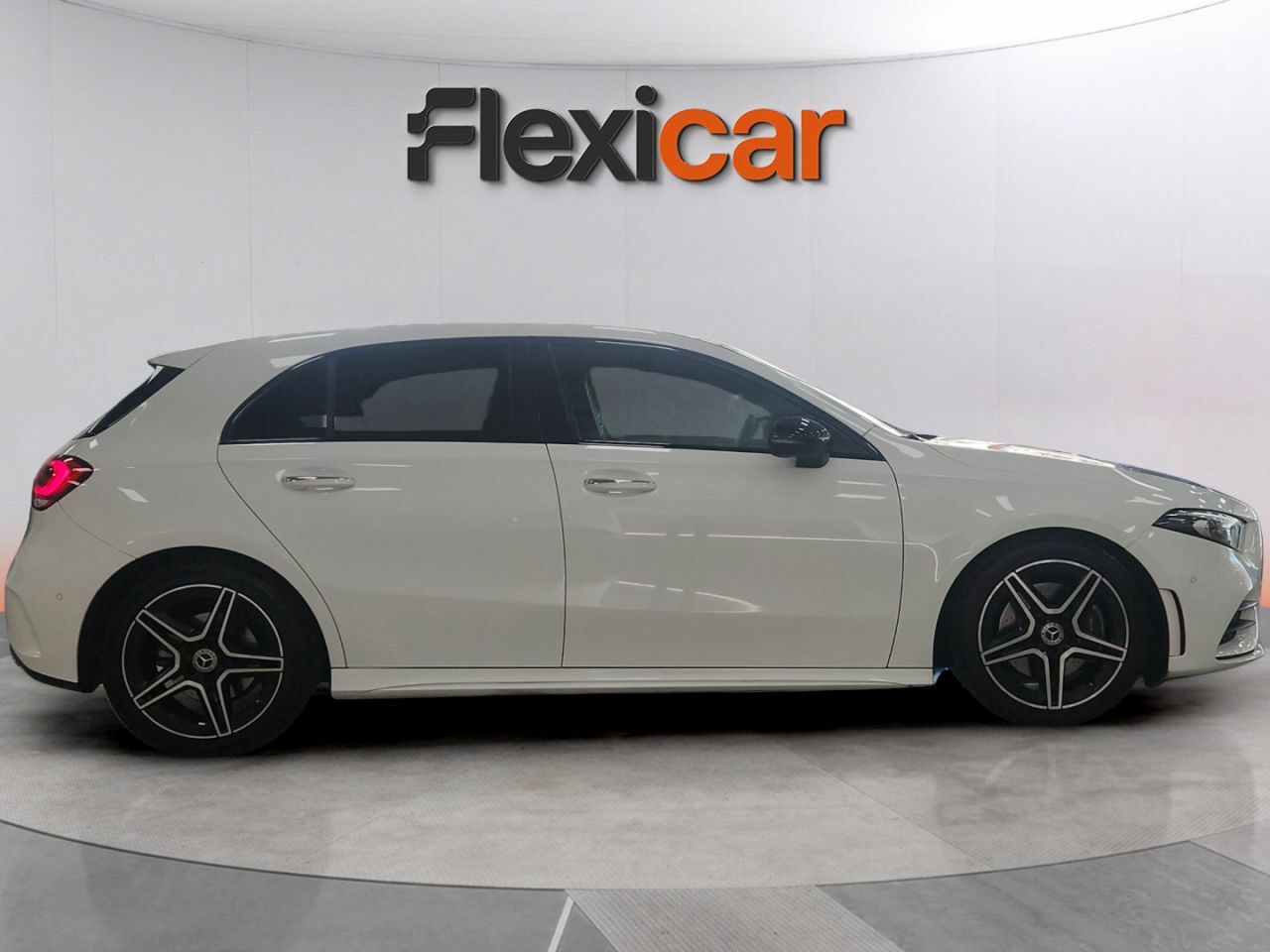mercedes clase a 2021 / foto grande (3)