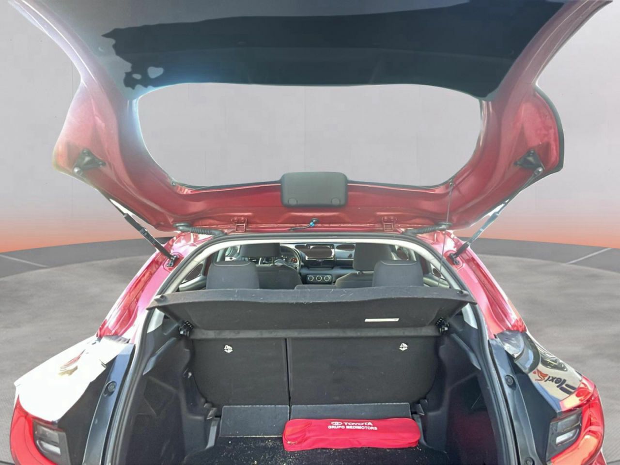 toyota yaris 2020 / foto grande (3)