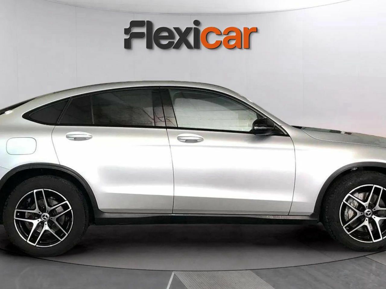 mercedes glc 2019 / foto grande (3)
