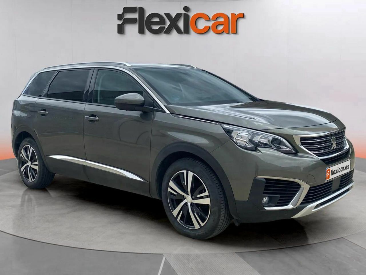 Peugeot 5008 con cambio 8 marchas  de segunda mano - peugeot 5008 2019 /