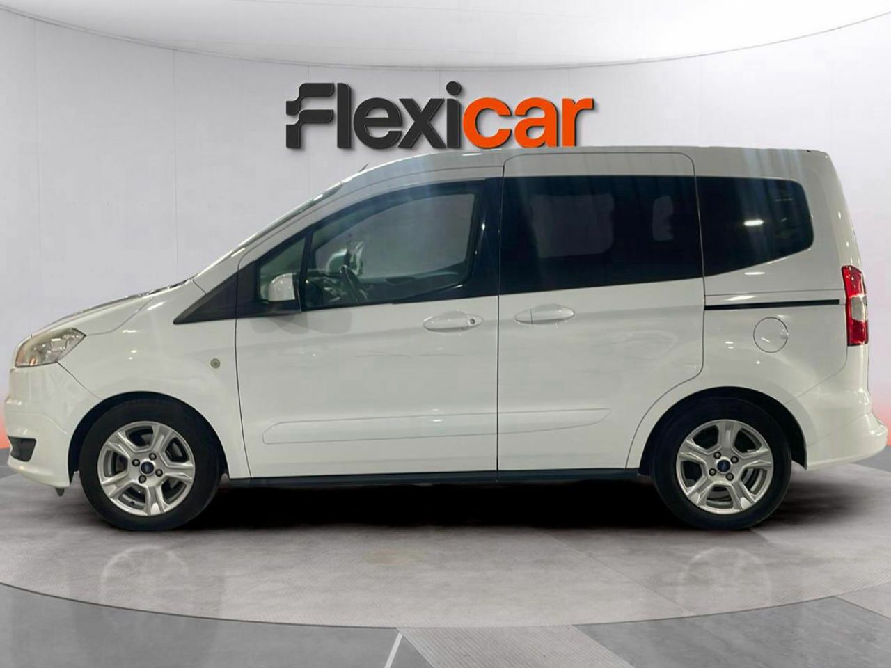 ford tourneo courier 2016 / foto grande (3)