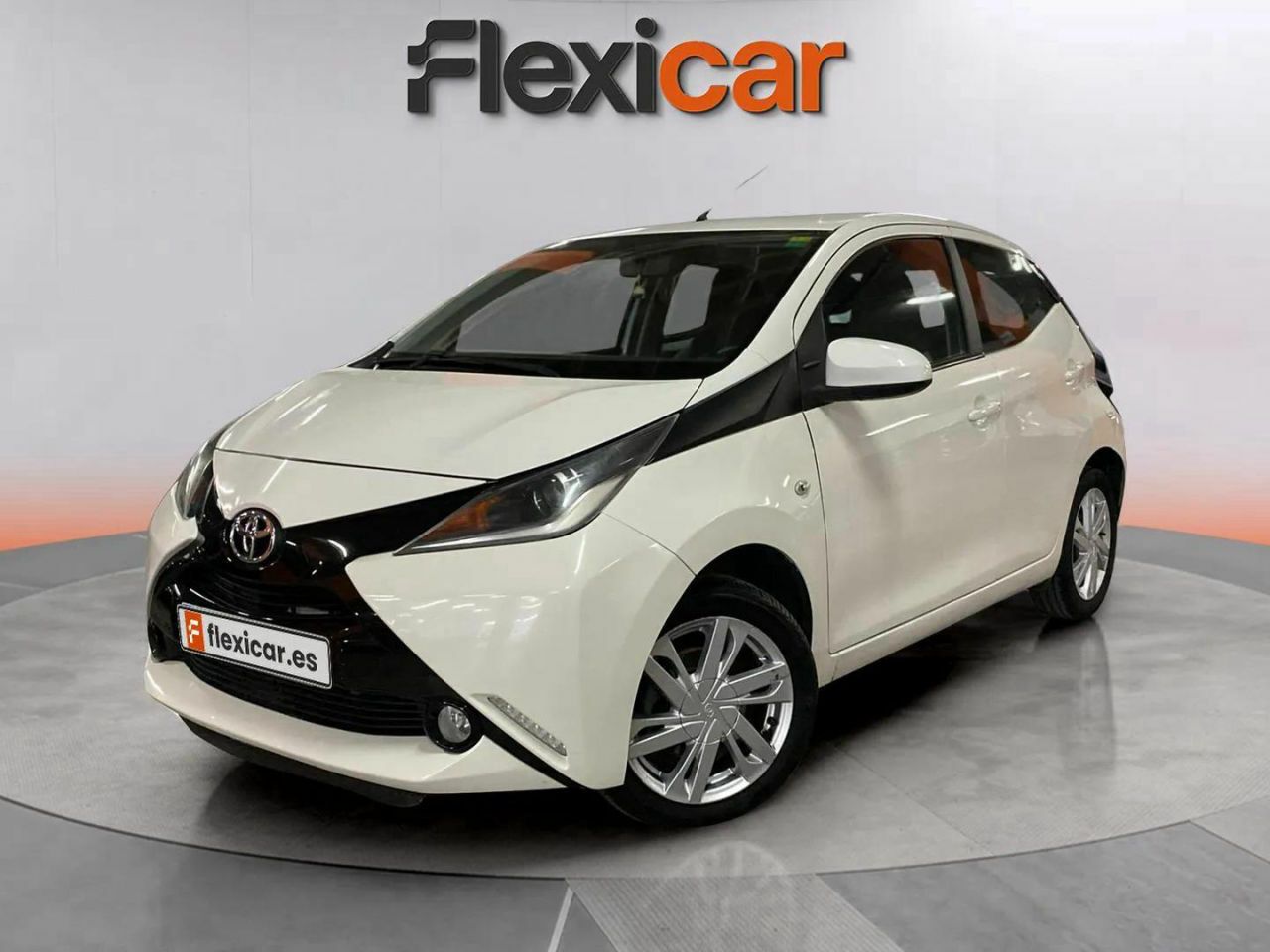 toyota aygo 2017 / foto grande (2)