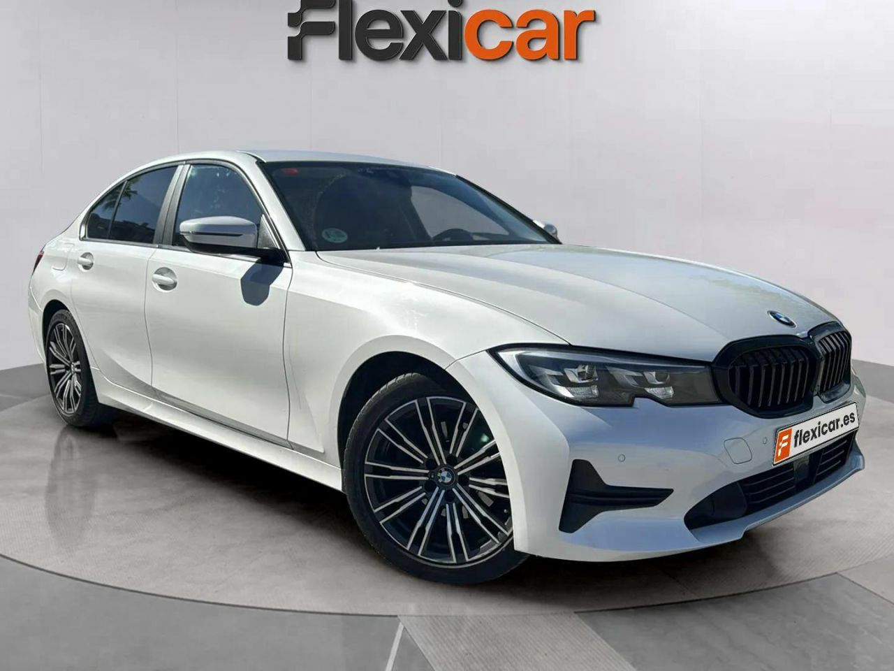 Foto bmw serie 3 2019 /