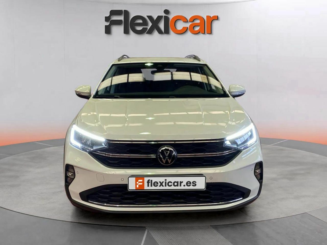 volkswagen taigo 2024 / foto grande (2)