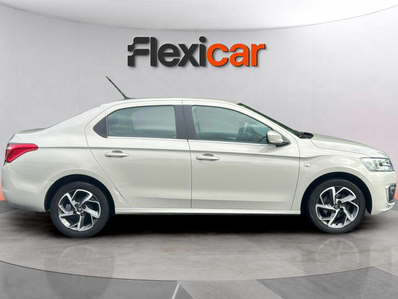 citroën c-elysée 2019 / foto grande (3)