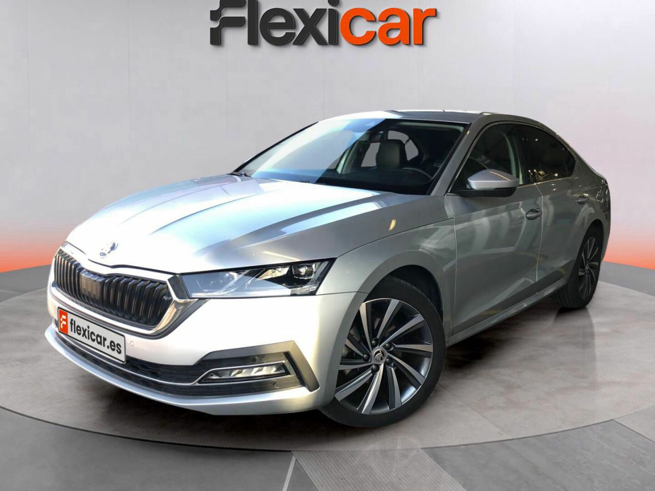 skoda octavia 2021 / foto grande (3)