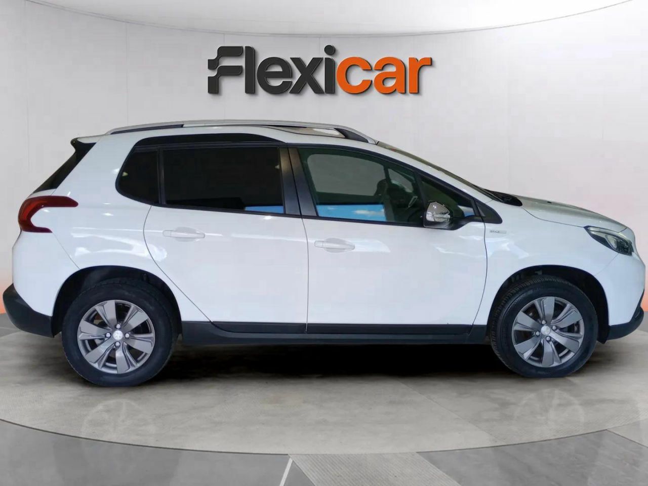 peugeot 2008 2018 / foto grande (3)