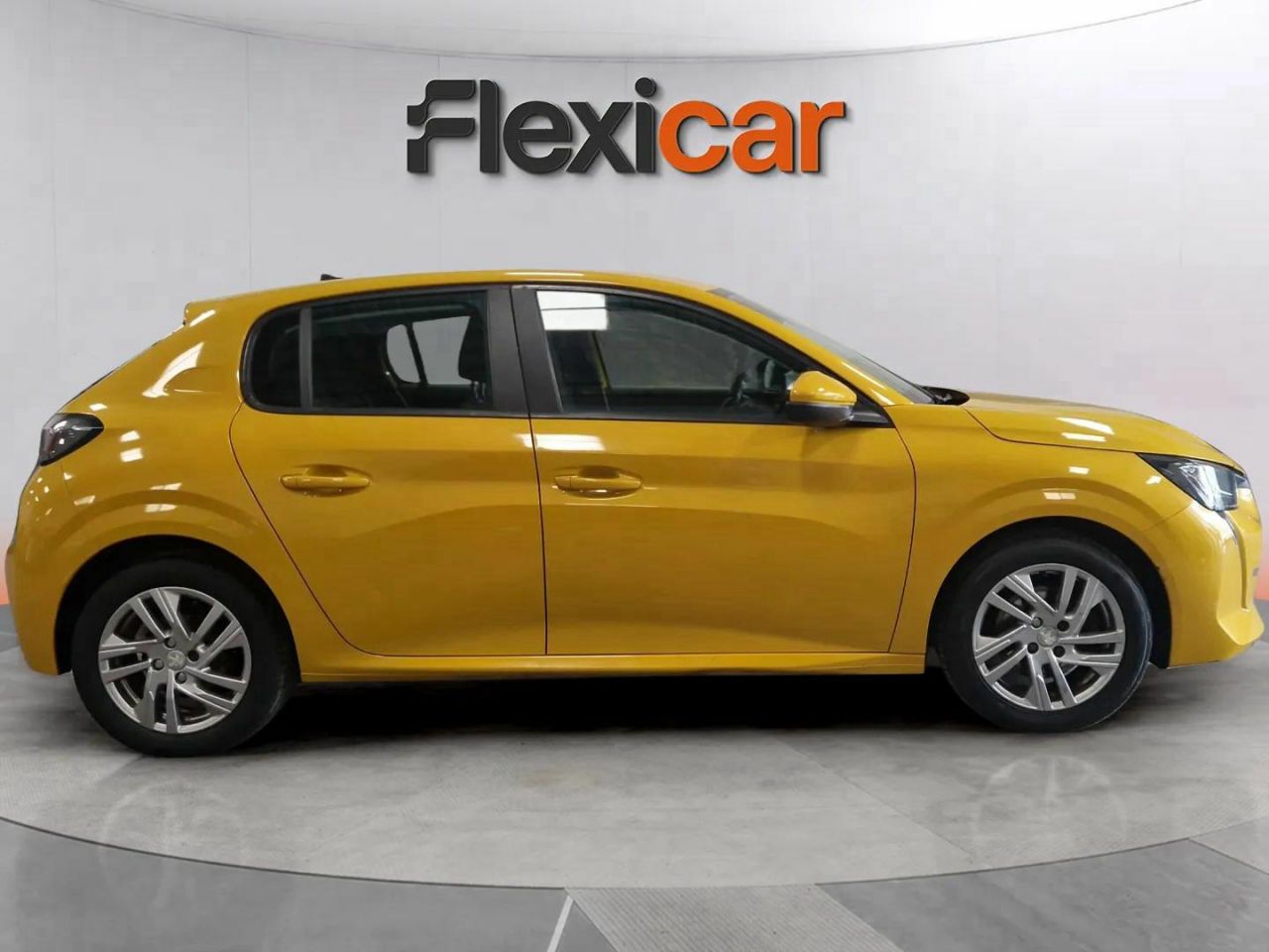 peugeot 208 2021 / foto grande (2)