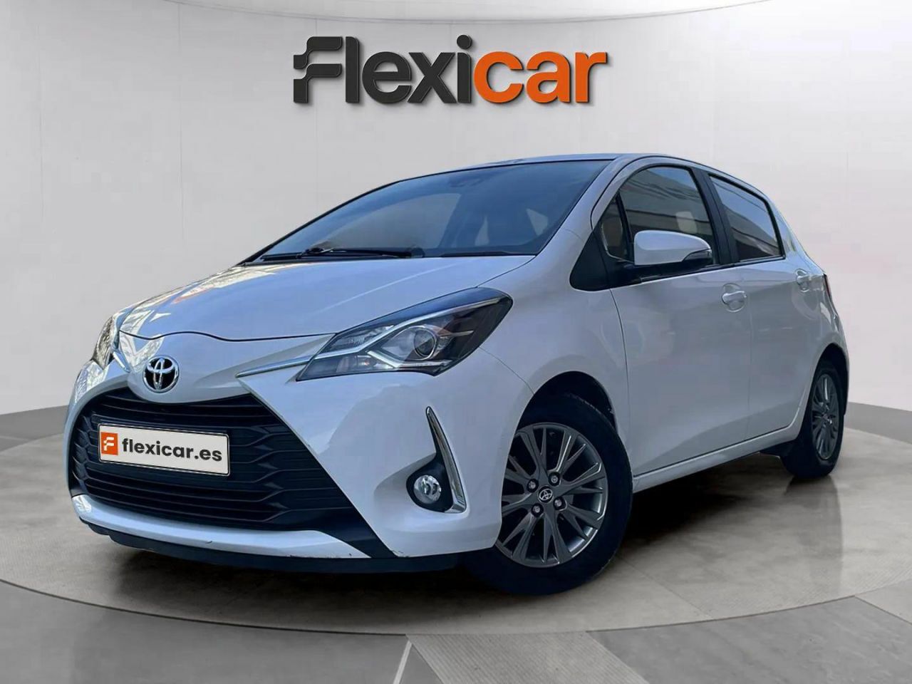 toyota yaris 2019 / foto grande (3)