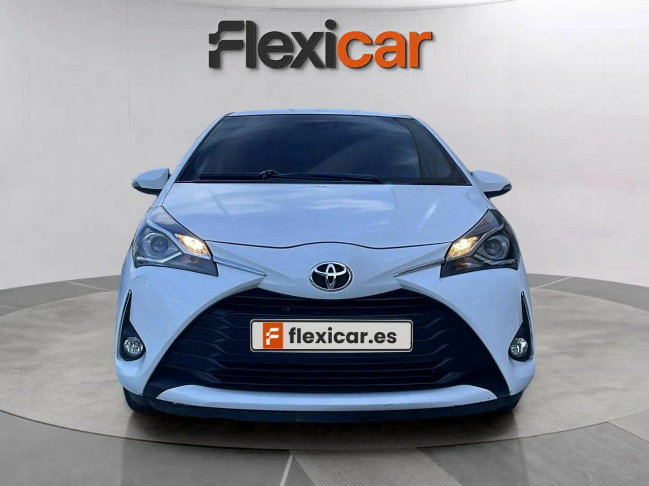 toyota yaris 2019 / foto grande (2)