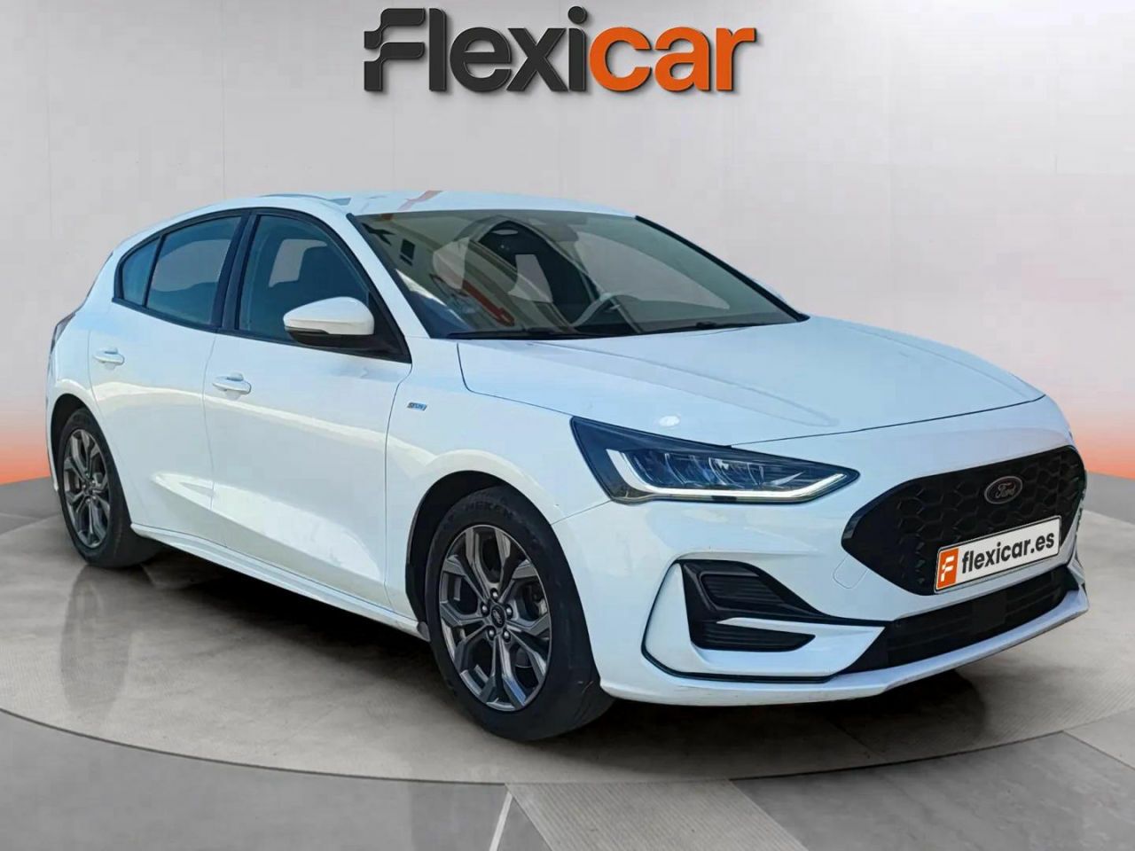 Foto ford focus 2023 /