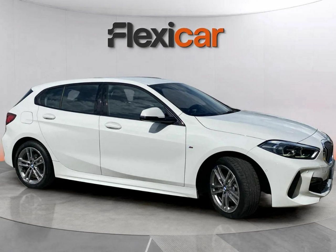 Foto bmw serie 1 2020 /