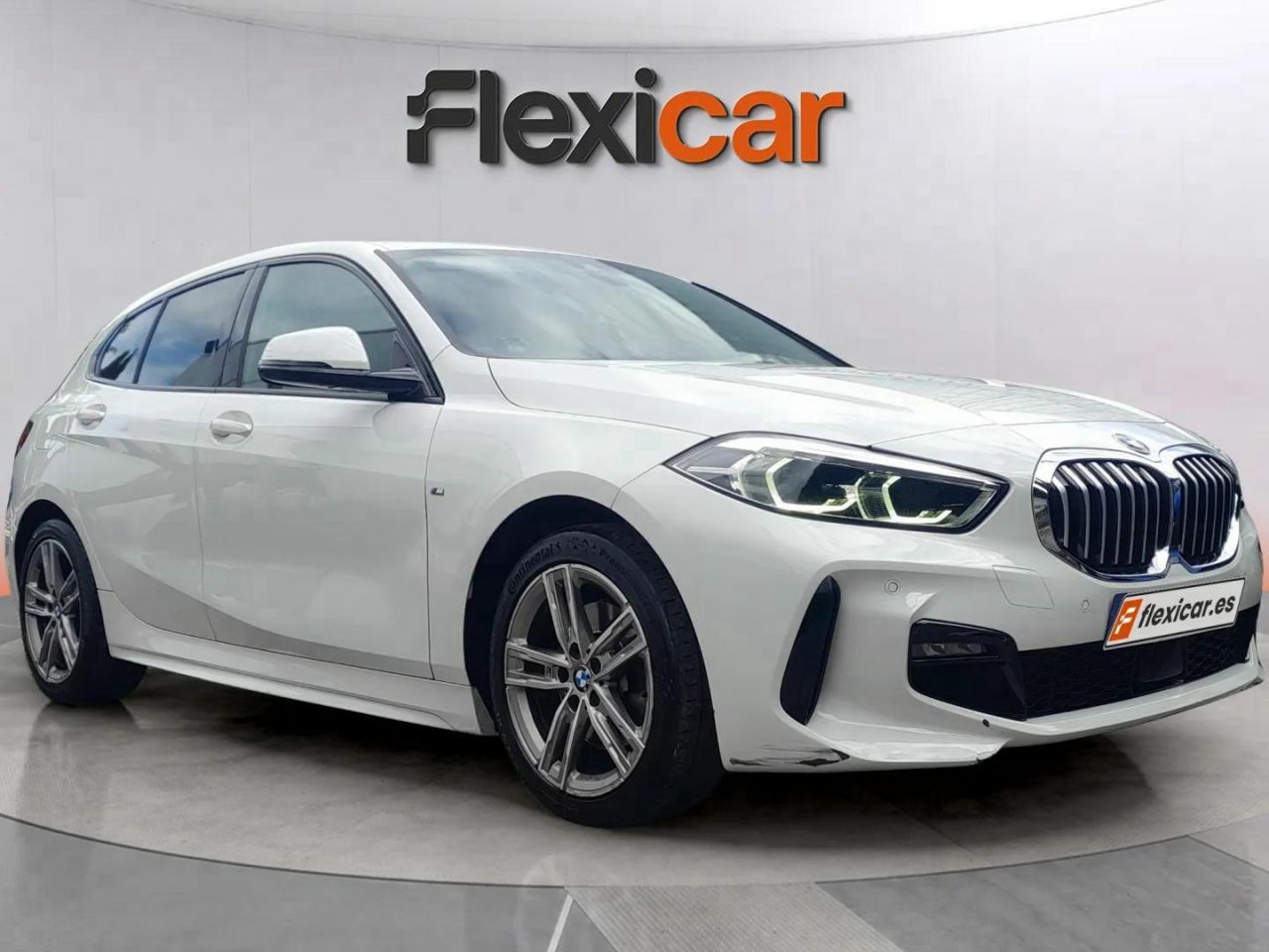 Foto bmw serie 1 2019 /