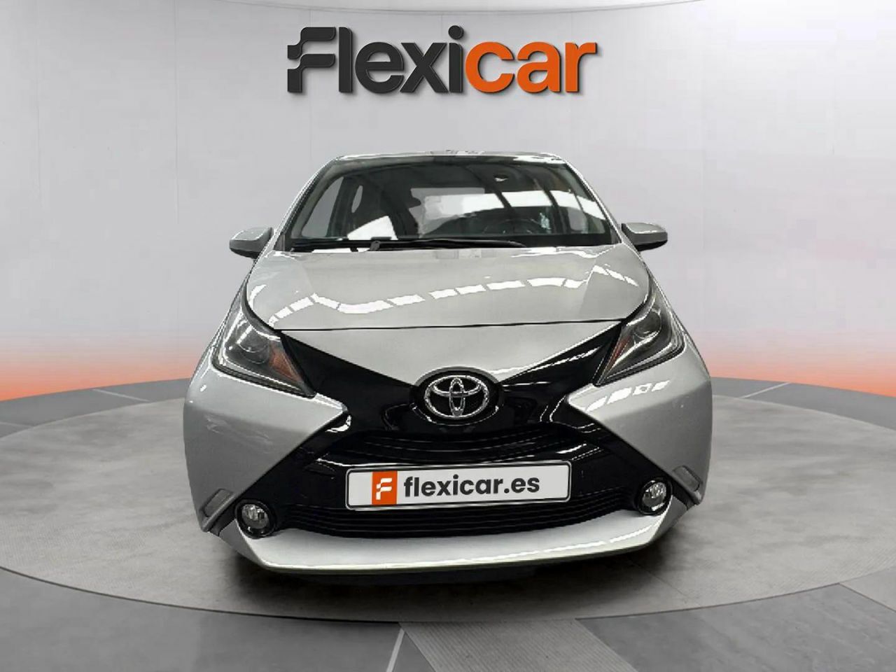 toyota aygo 2016 / foto grande (2)
