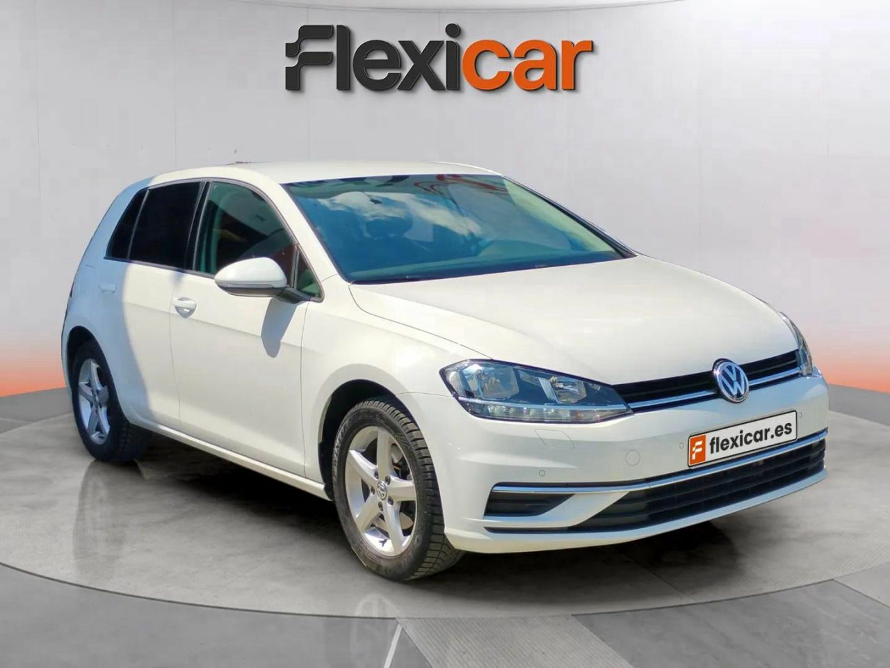 Foto volkswagen golf 2020 /